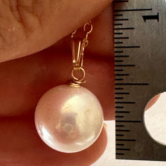 11.5mm White Cultured Pearl 14K Yellow Gold Filled Necklace - 16 Inches - Picture 3 of 6